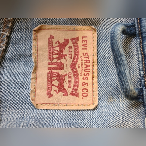 Levis jean jacket - Picture 3 of 4
